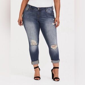 Boyfriend Straight Premium Stretch Mid-Rise Jean